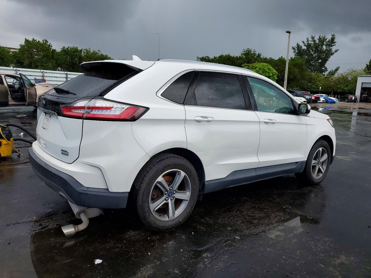 2020 Ford Edge Sel - Фото 3