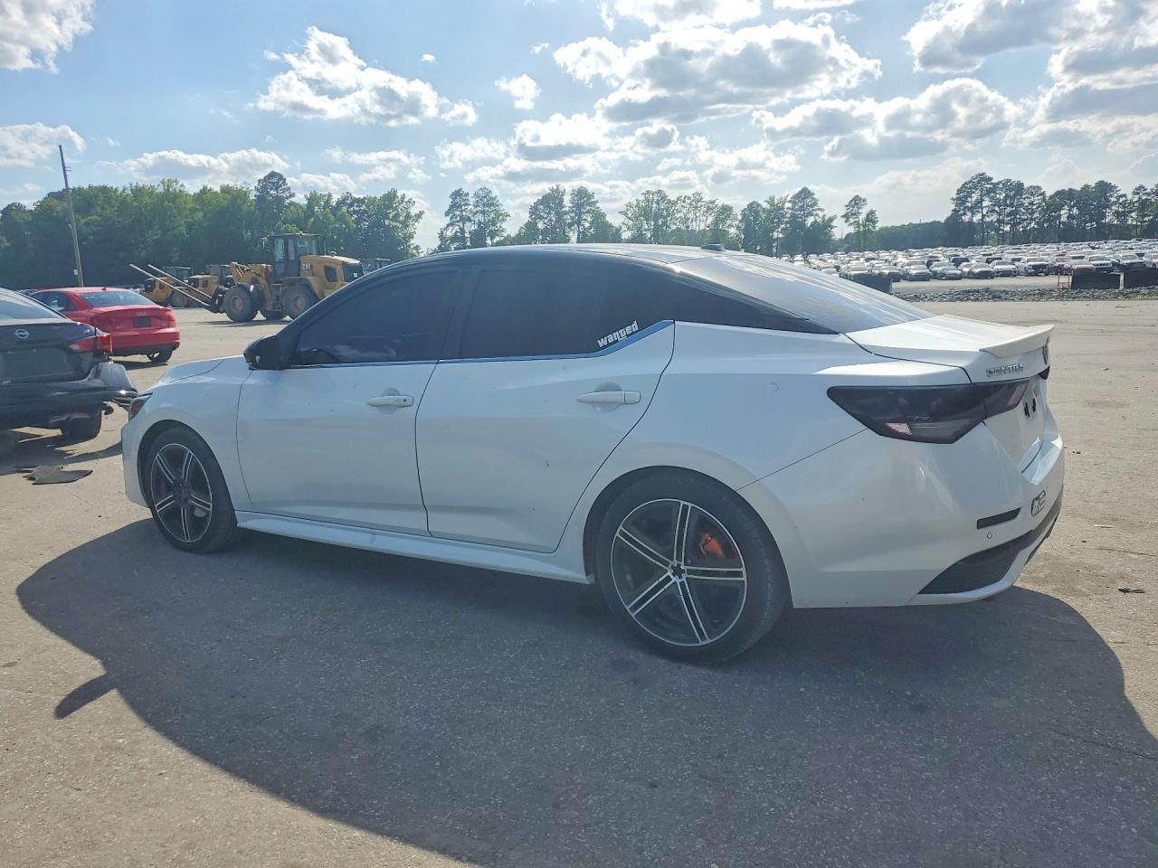 2024 Nissan Sentra Sr - Image 2