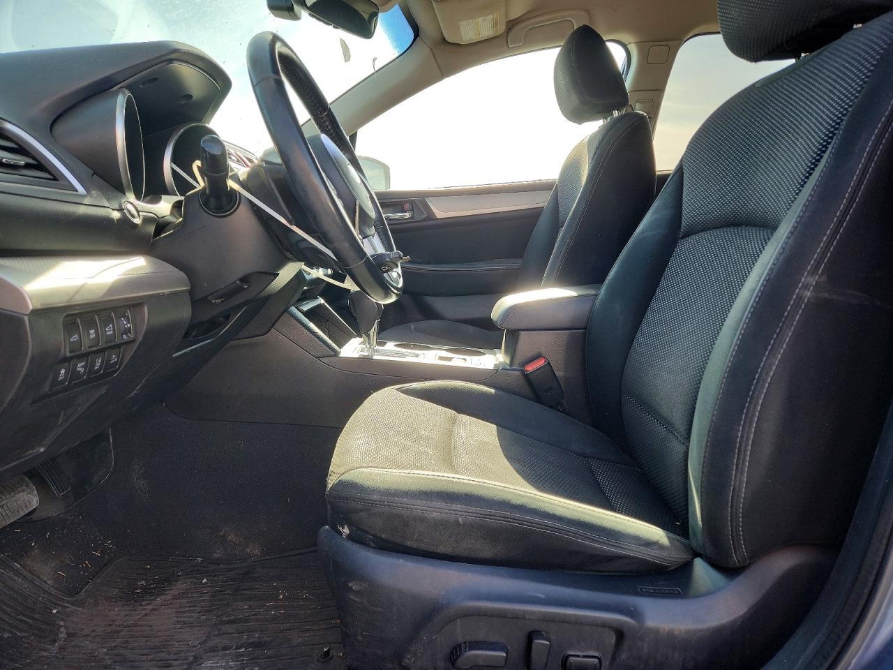 2017 Subaru Outback 2.5I Premium - Image 7