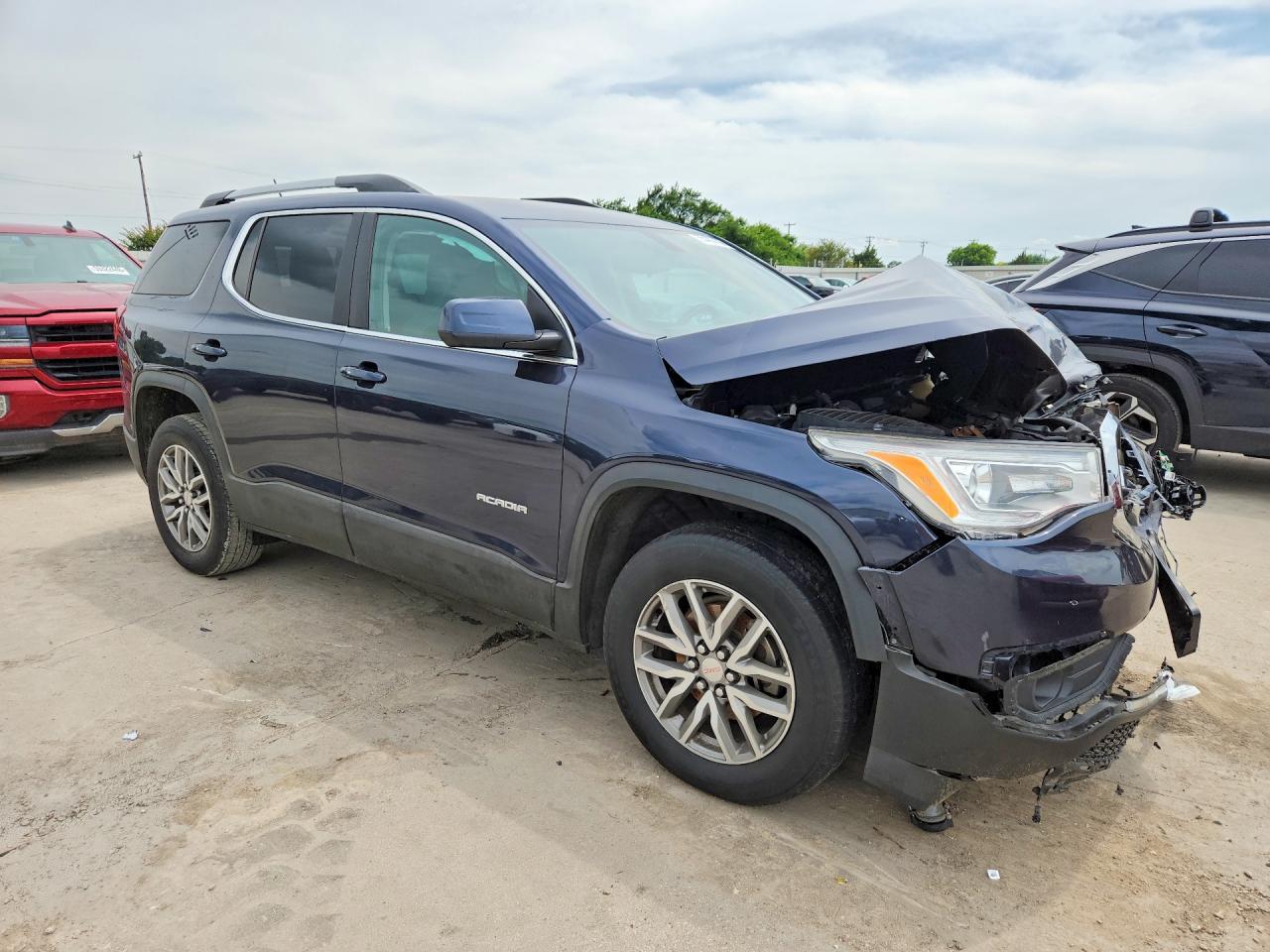 2018 GMC Acadia Sle - Image 4
