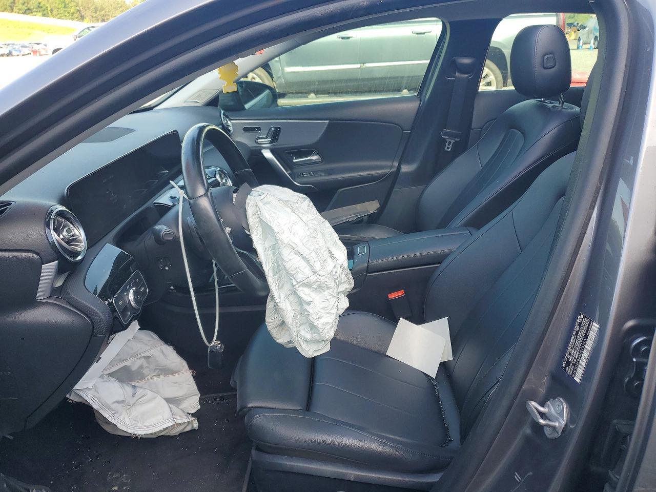 2021 Mercedes-Benz A 220 - Image 7