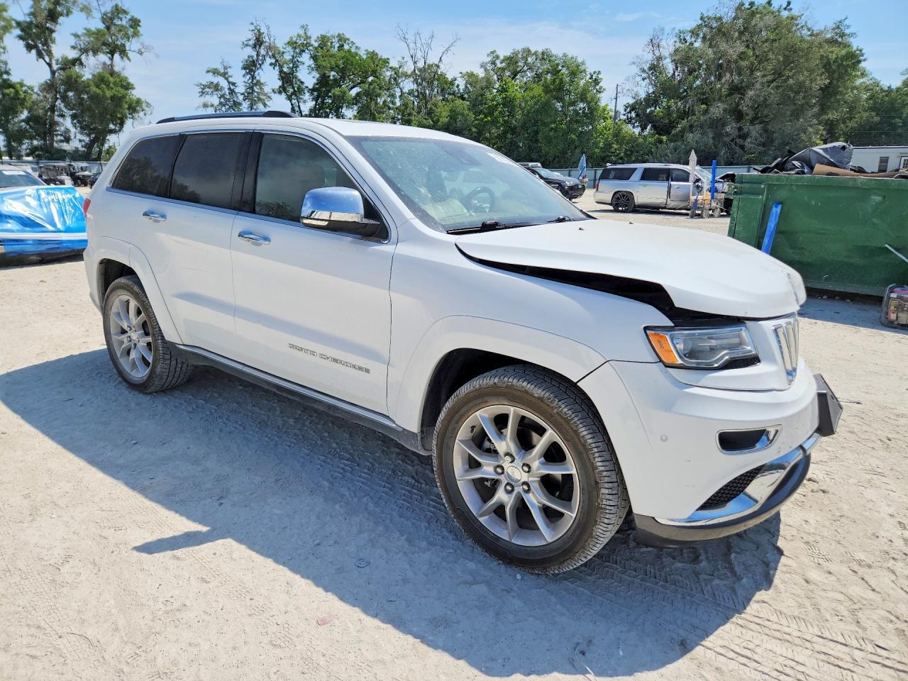 2016 Jeep Grand Cherokee Summit - Image 4