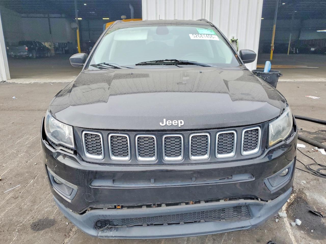 2018 Jeep Compass Latitude - Image 5