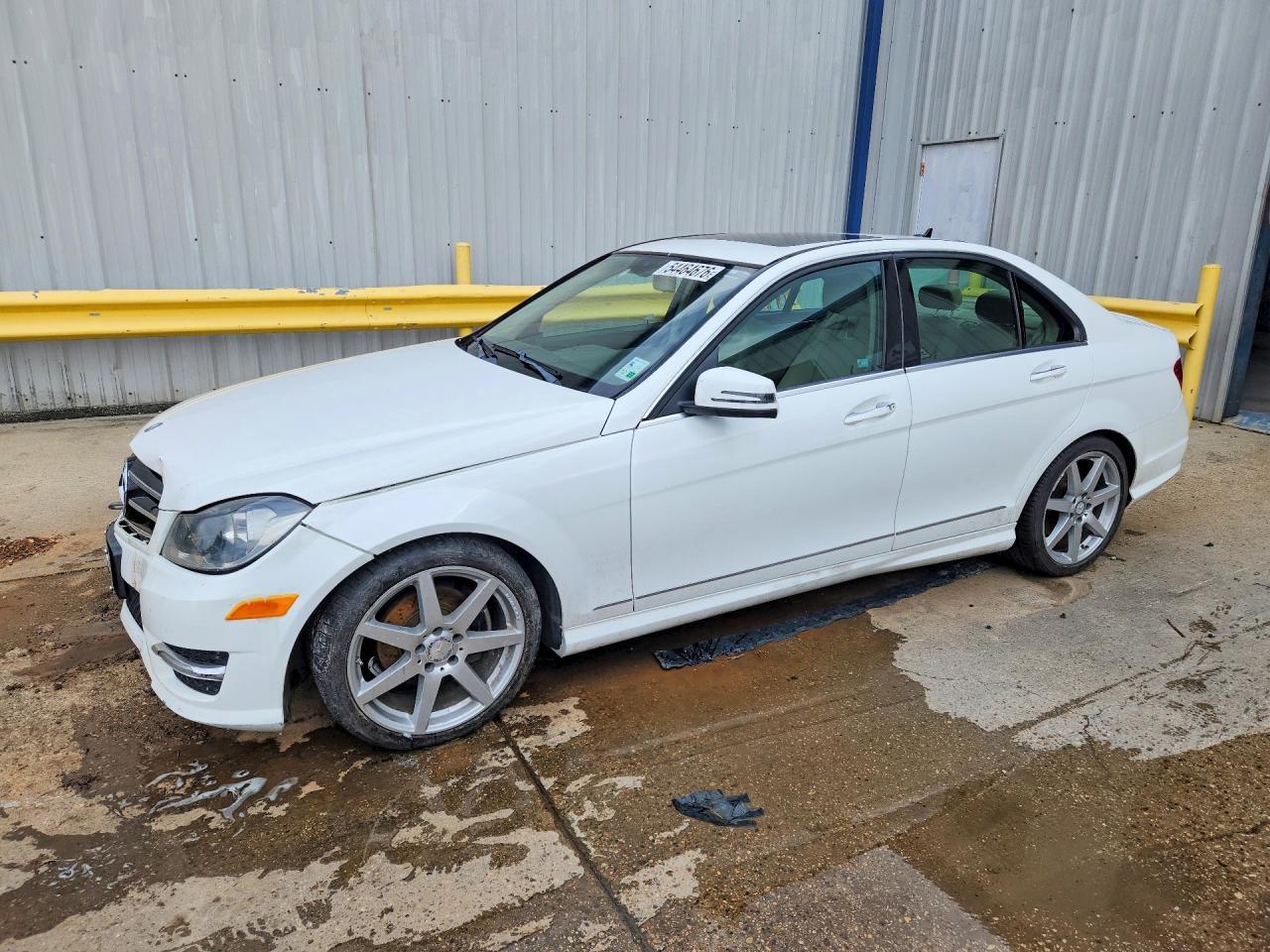 2014 Mercedes-Benz C 250