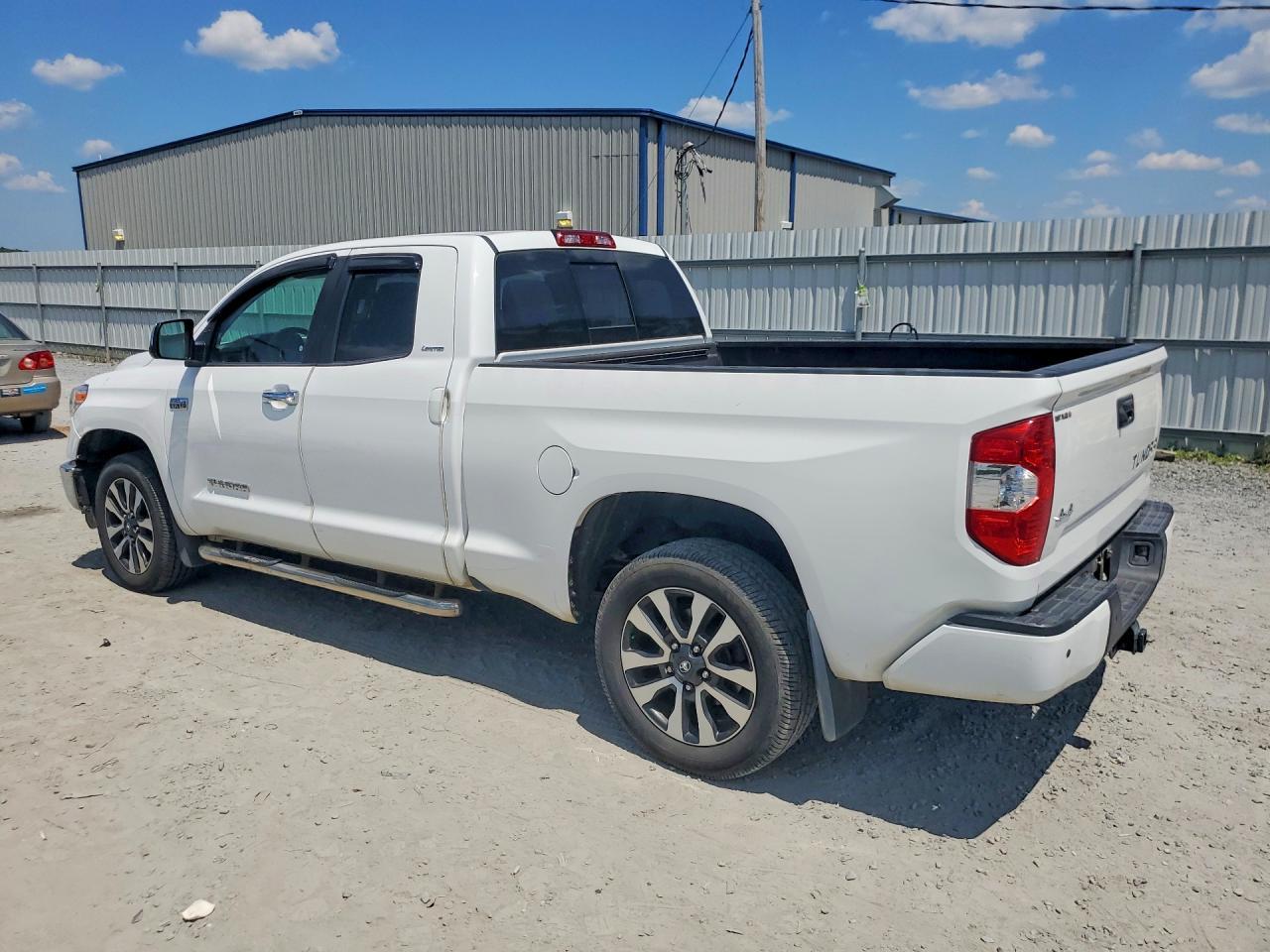 2018 Toyota Tundra Double Cab Limited - Фото 2