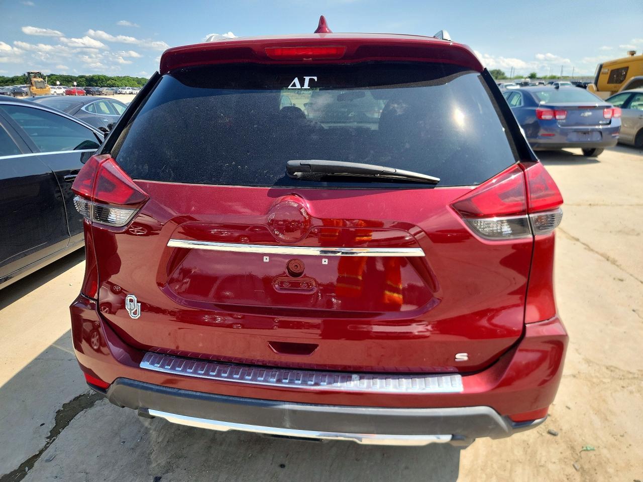 2018 Nissan Rogue Sv - Image 6