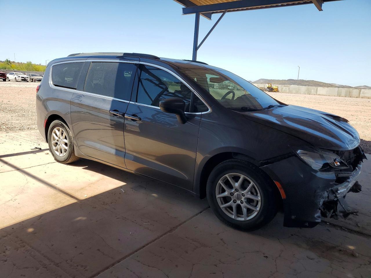 2021 Chrysler Voyager Lxi - Фото 4