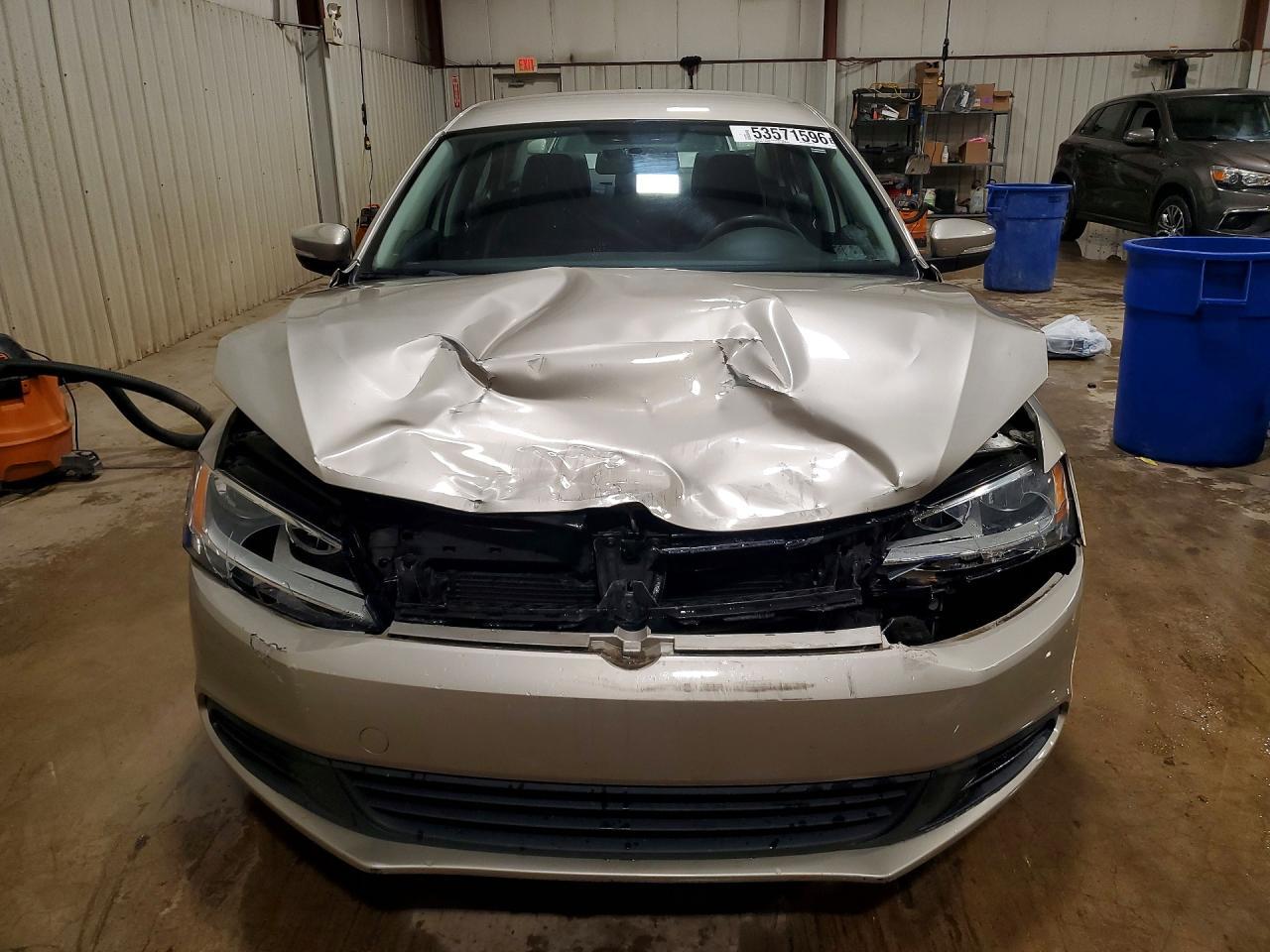 2012 Volkswagen Jetta Se - Image 5