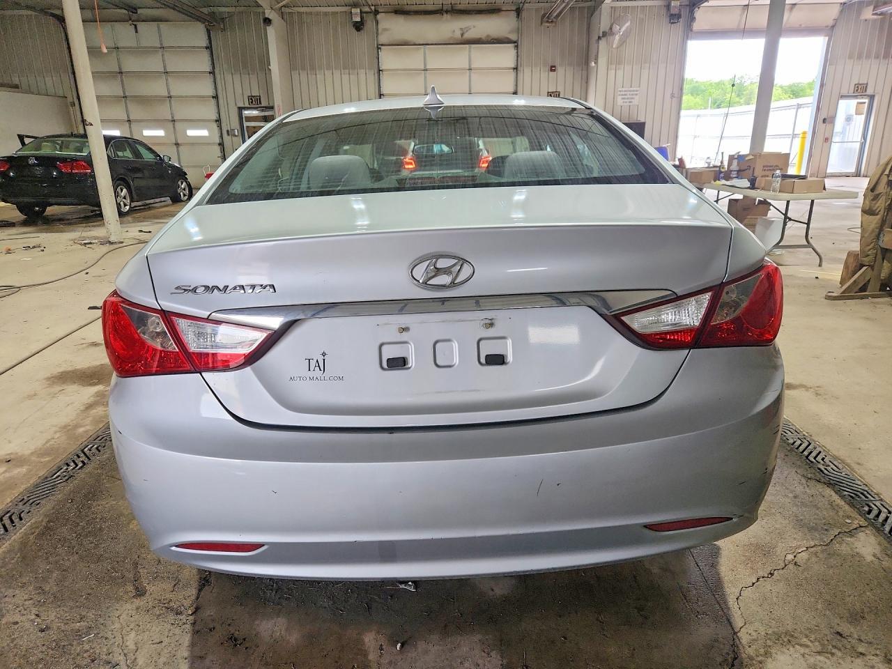 2012 Hyundai Sonata Gls - Фото 6