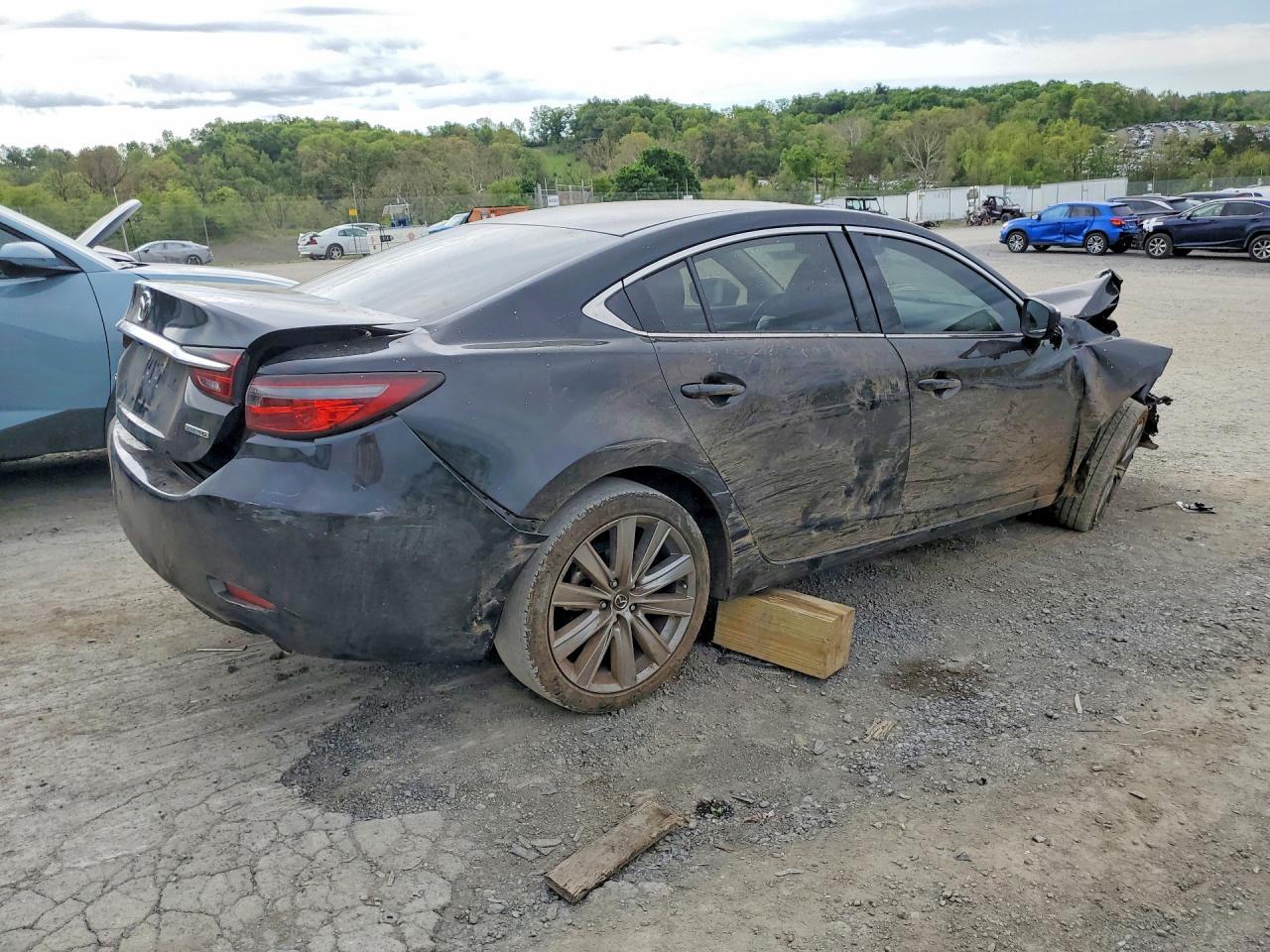 2021 Mazda 6 Touring - Image 3