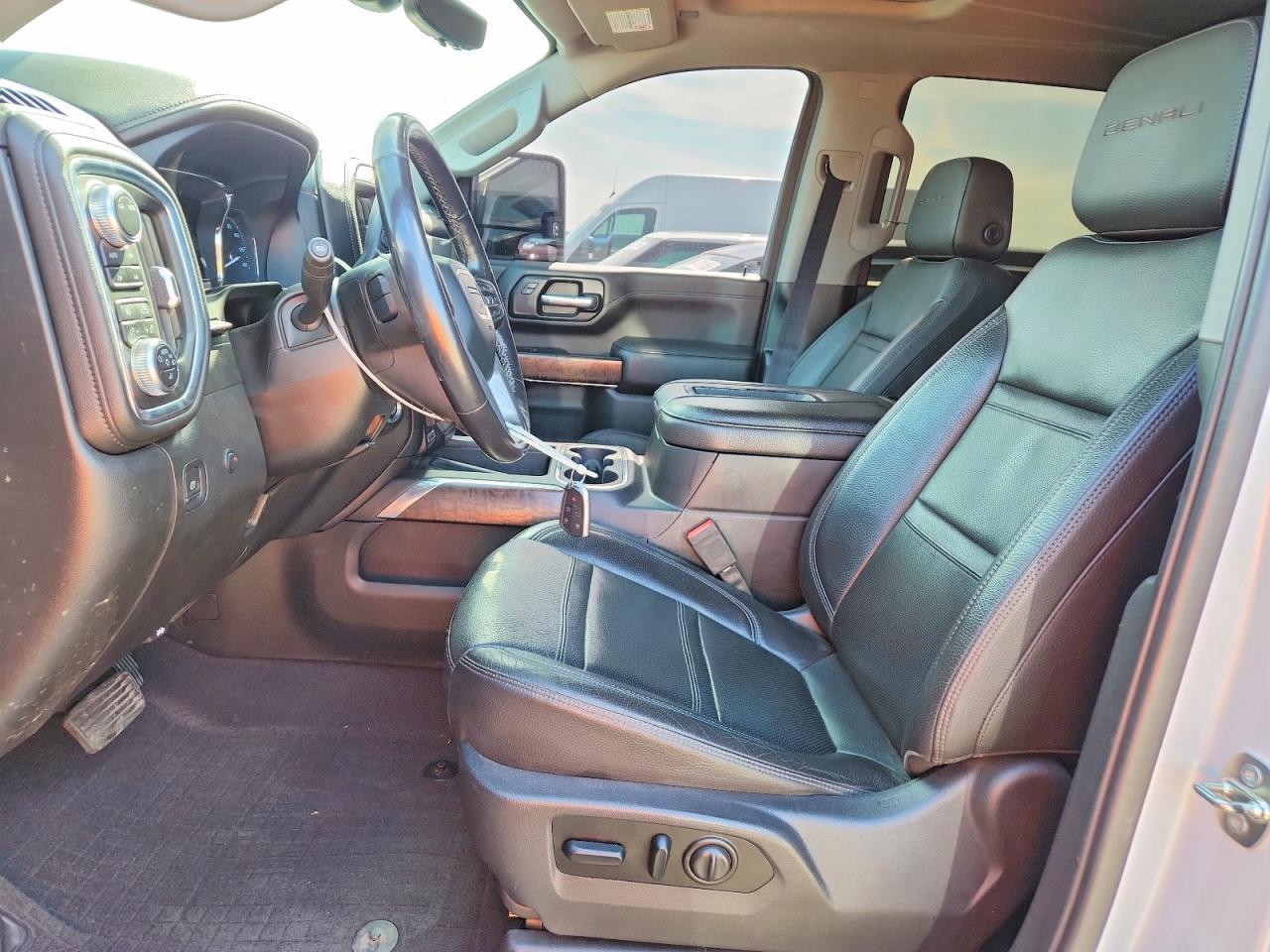 2020 GMC Sierra K2500 Denali - Image 7
