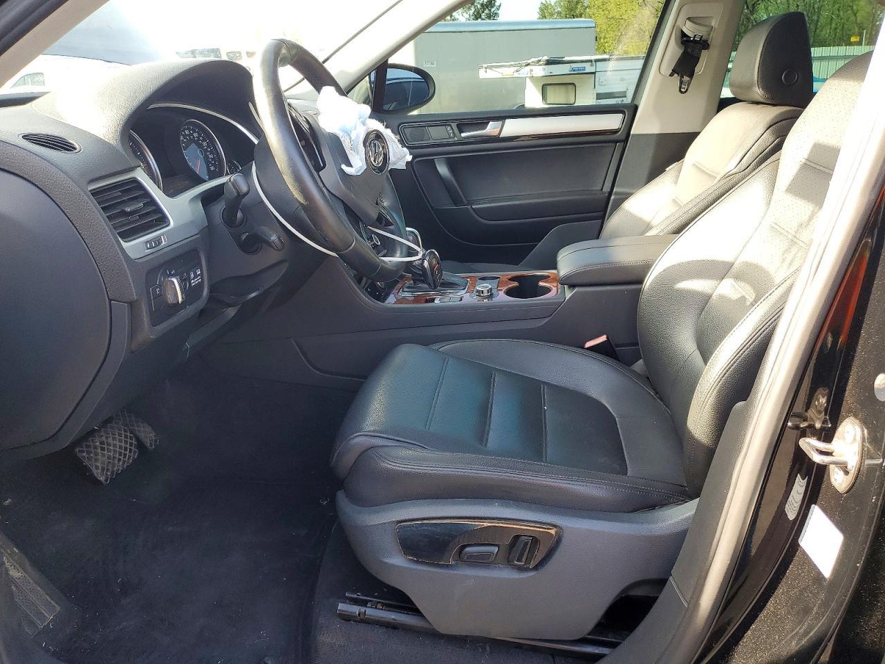 2013 Volkswagen Touareg V6 Tdi - Image 7