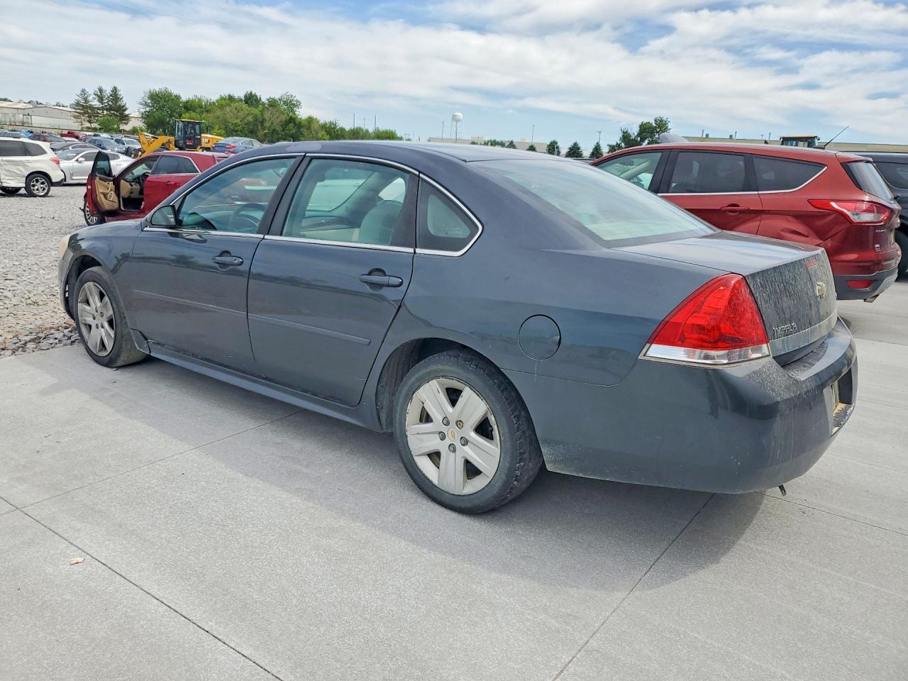 2011 Chevrolet Impala Ls - Image 2