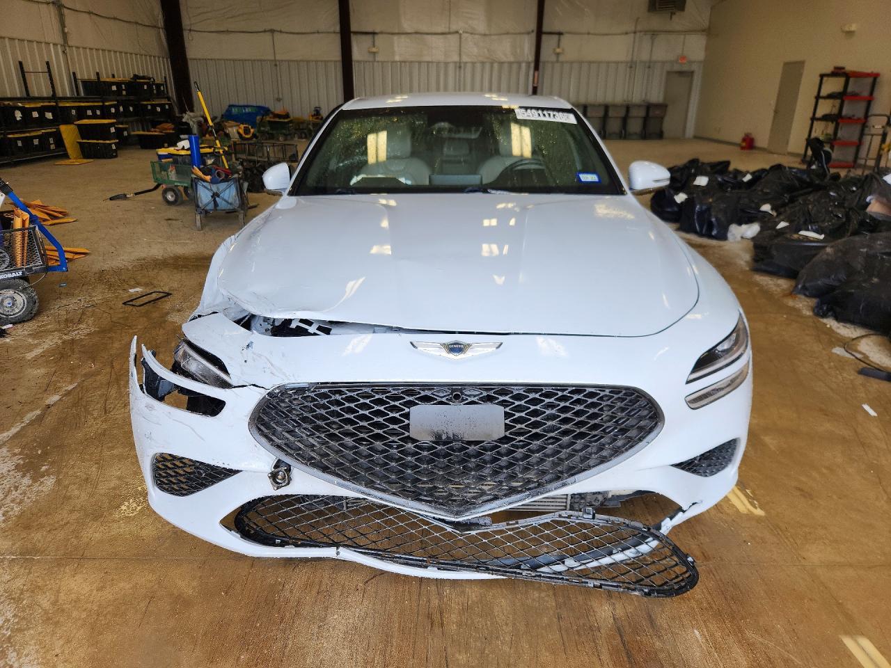 2022 Genesis G70 2.0T - Image 5