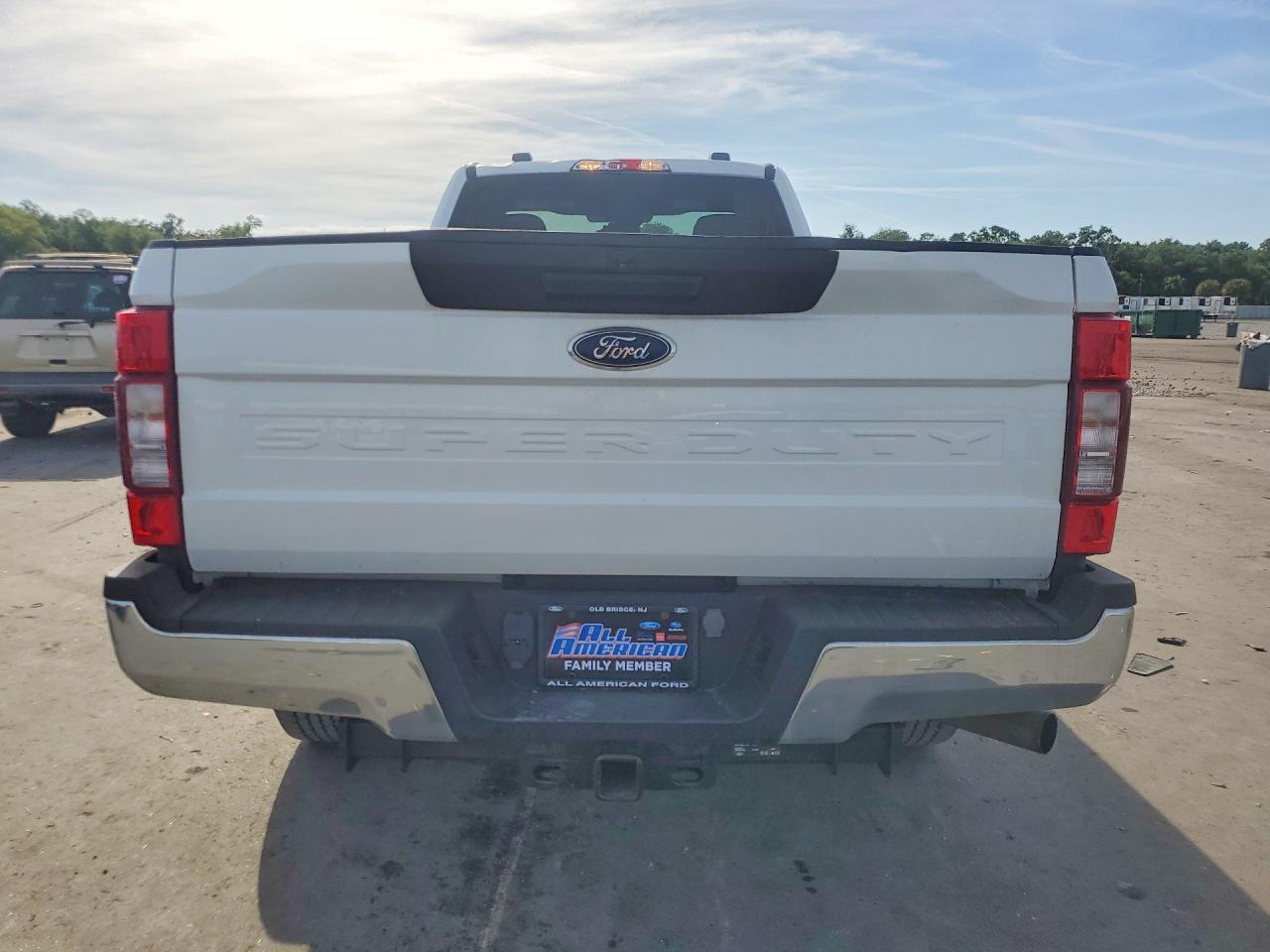 2022 Ford F350 Super Duty - Фото 6