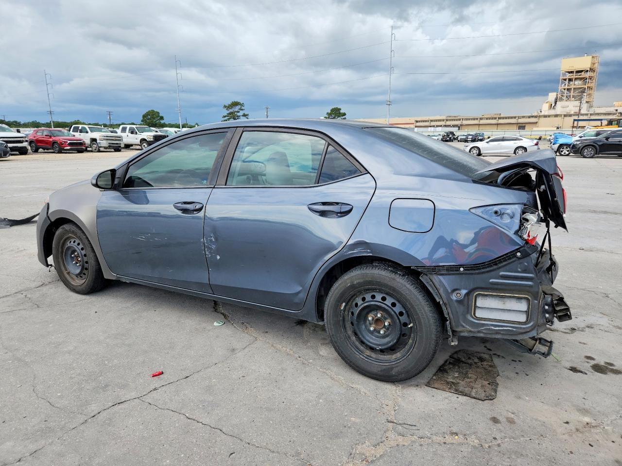 2017 Toyt Corolla - Image 2