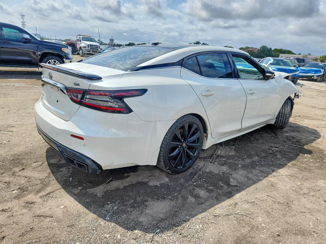 2019 Nissan Maxima 3.5 Sr - Image 3