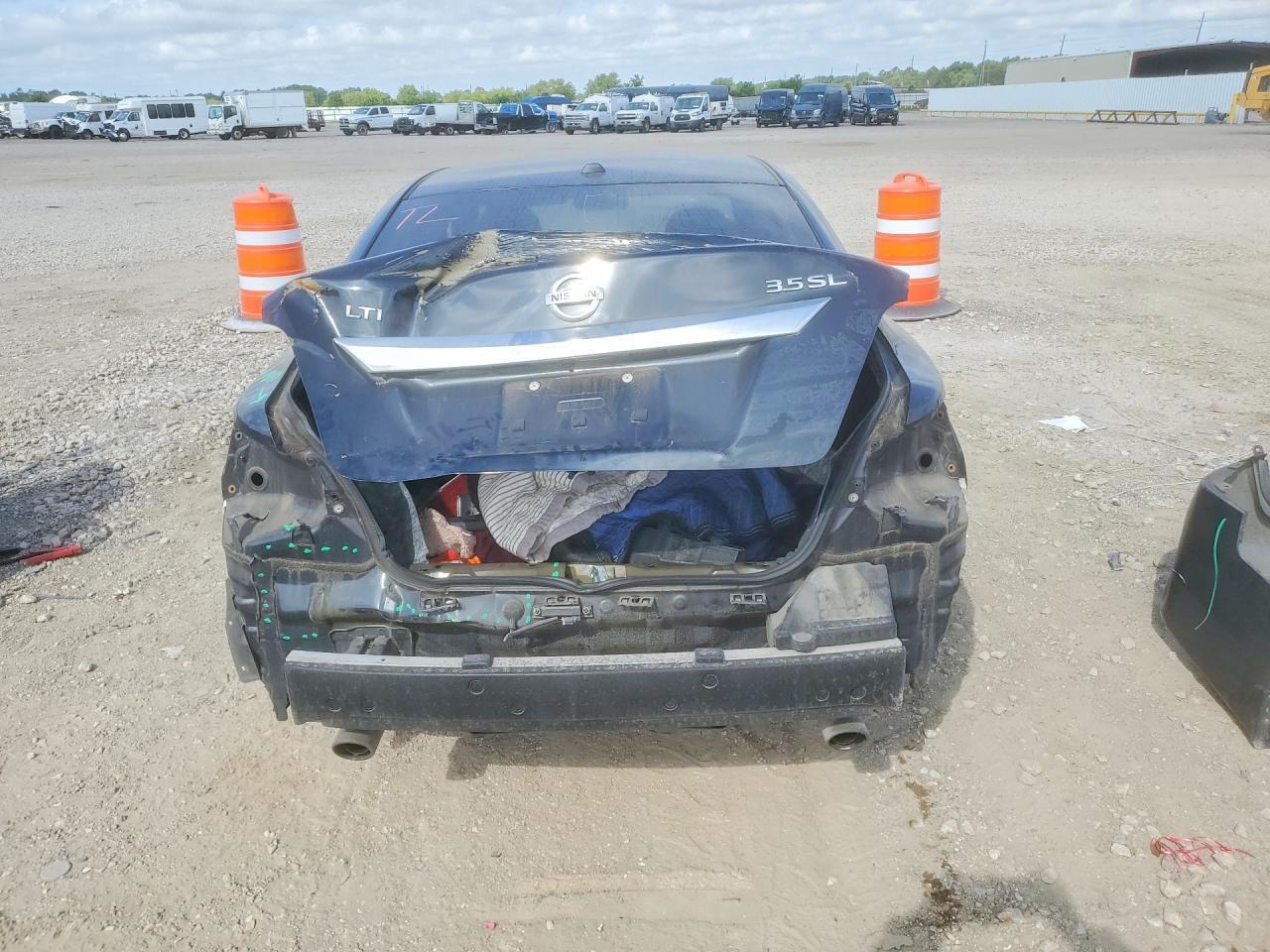 2013 Nissan Altima 3.5 S - Фото 6