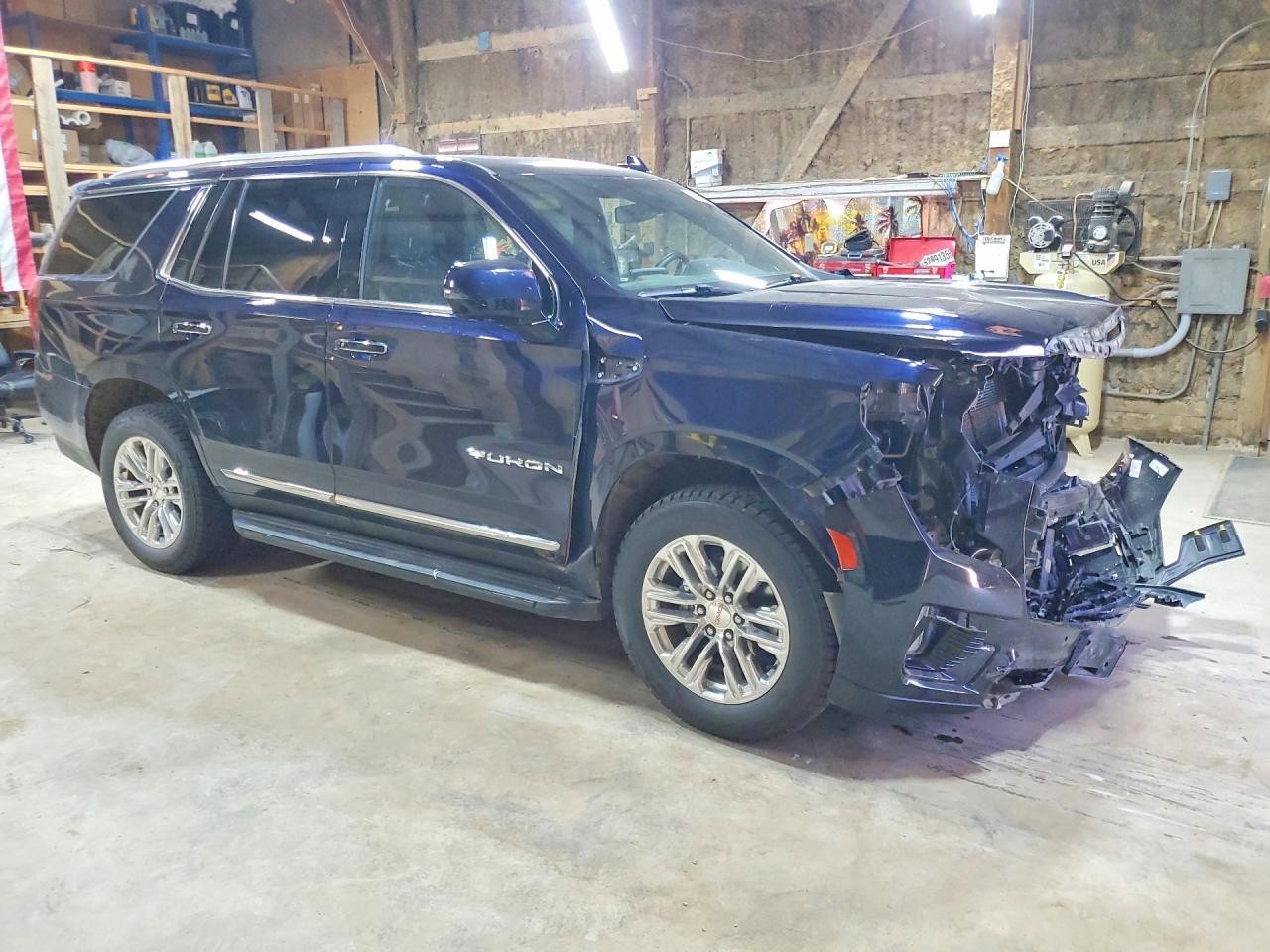 2023 GMC Yukon Slt - Фото 4