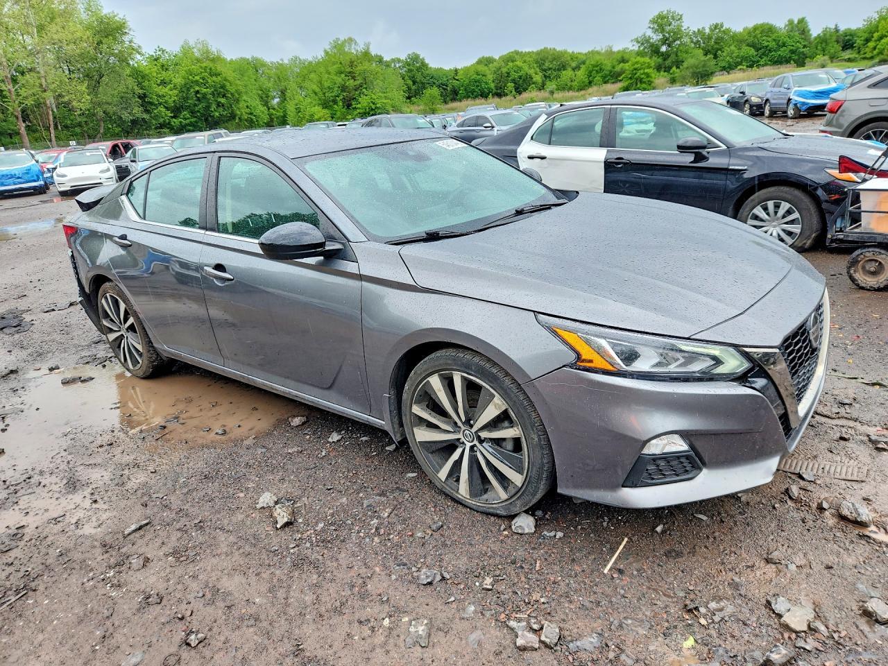 2022 Nissan Altima Sr - Фото 4
