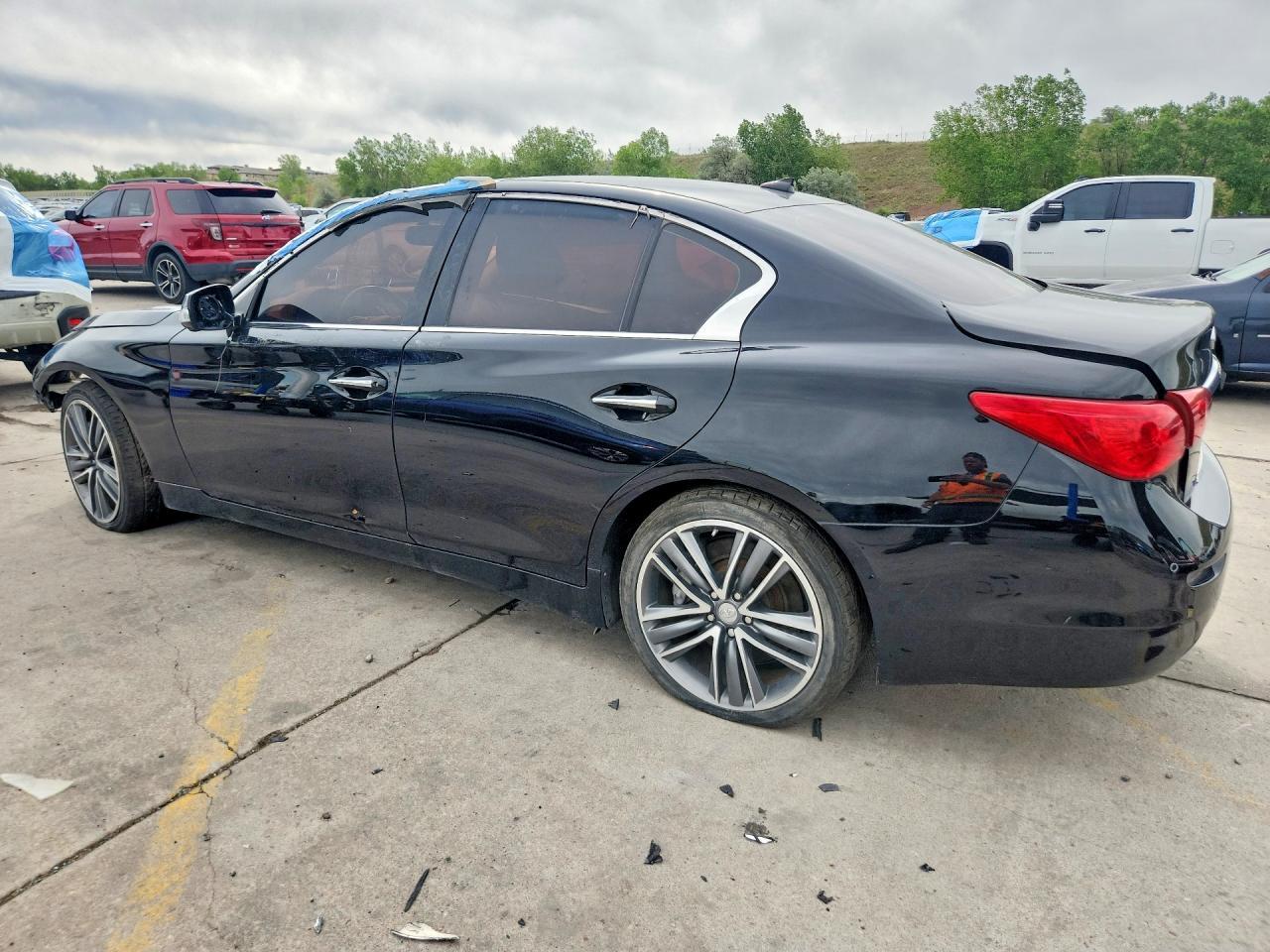 2014 Infiniti Q50 Sport - Image 2