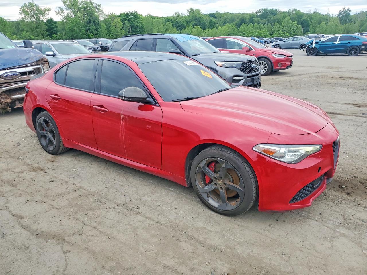 2017 Alfa Romeo Giulia Q4 - Фото 4