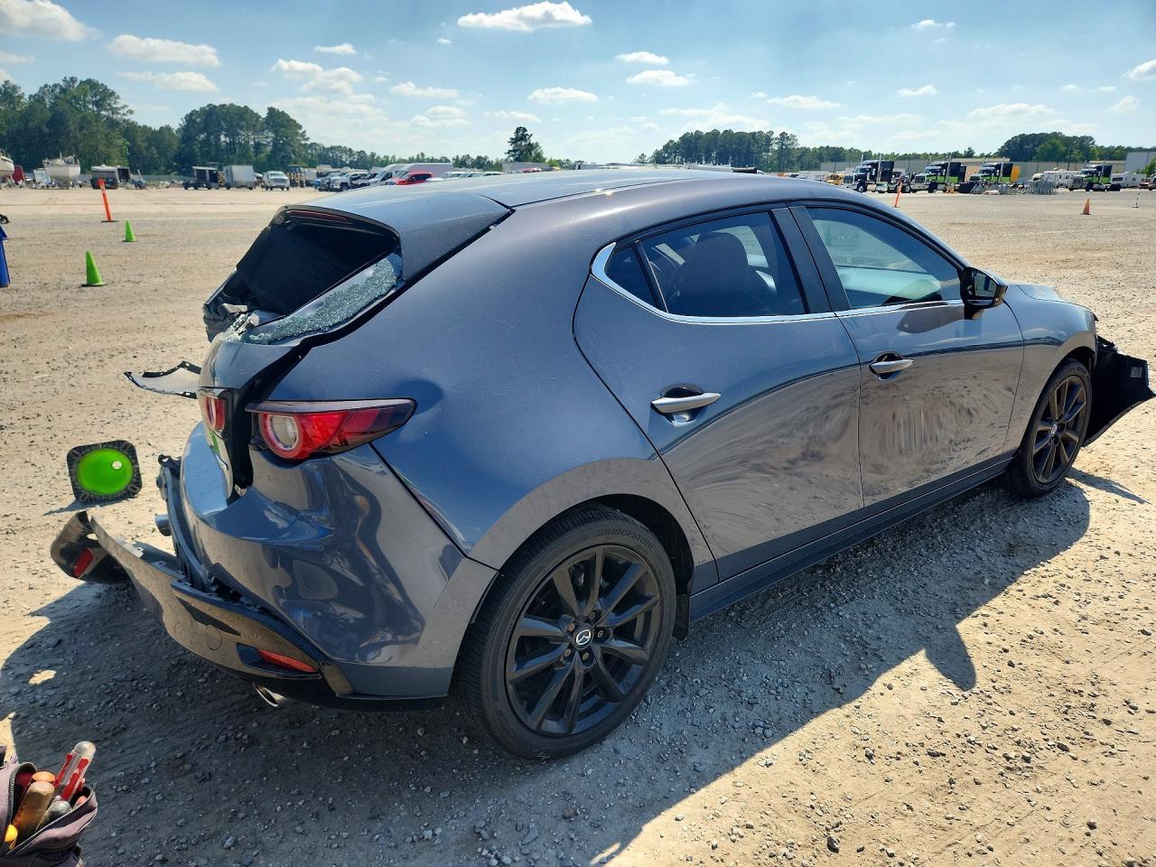 2025 Mazda 3 Preferred - Image 3