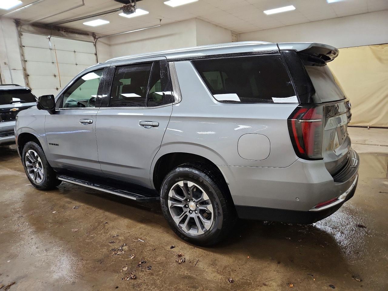 2025 Chevrolet Tahoe K1500 Ls - Фото 2