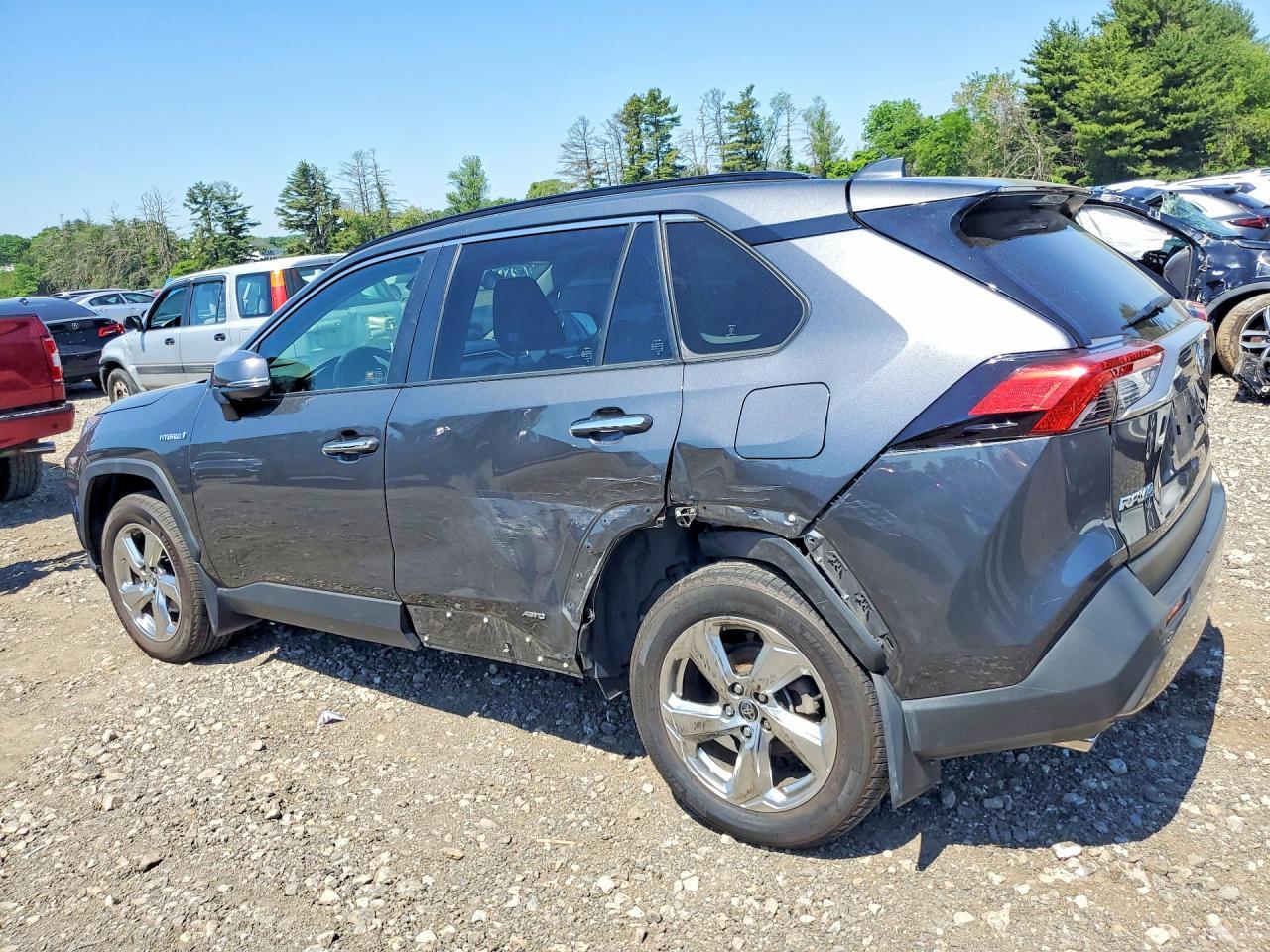 2020 Toyota Rav4 Limited - Фото 2