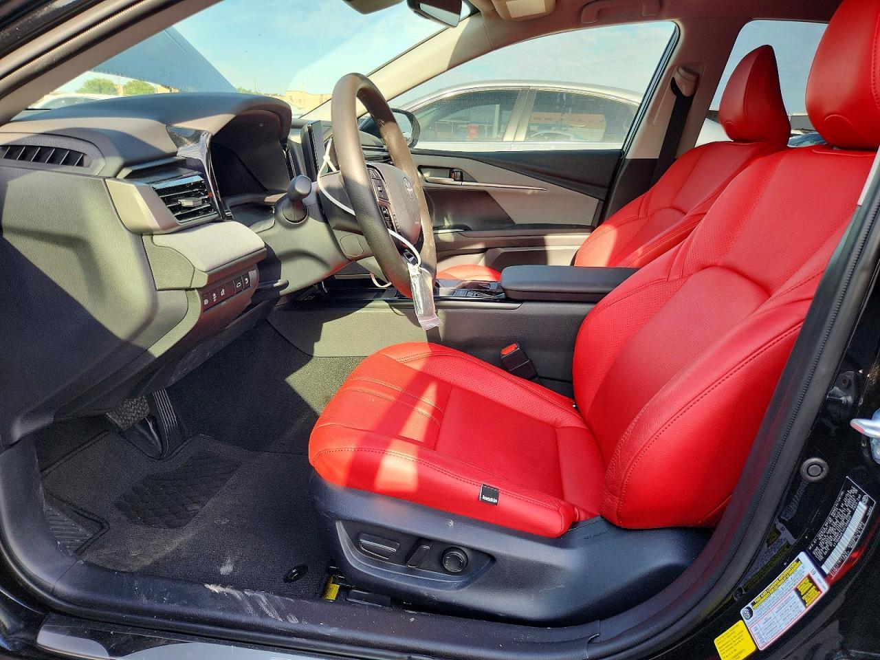 2025 Toyota Camry Le - Фото 7