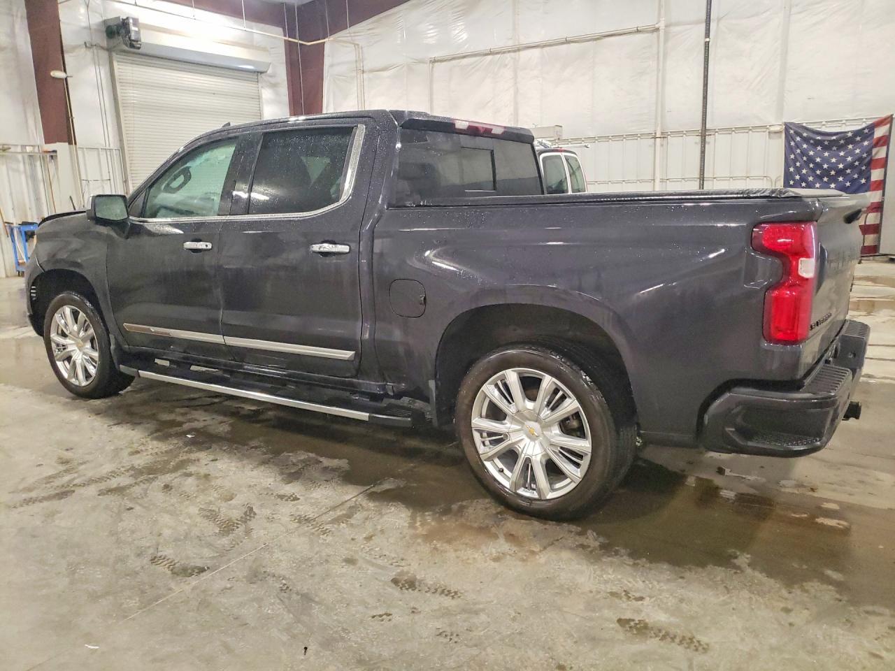 2022 Chevrolet Silverado K1500 High Country - Image 2