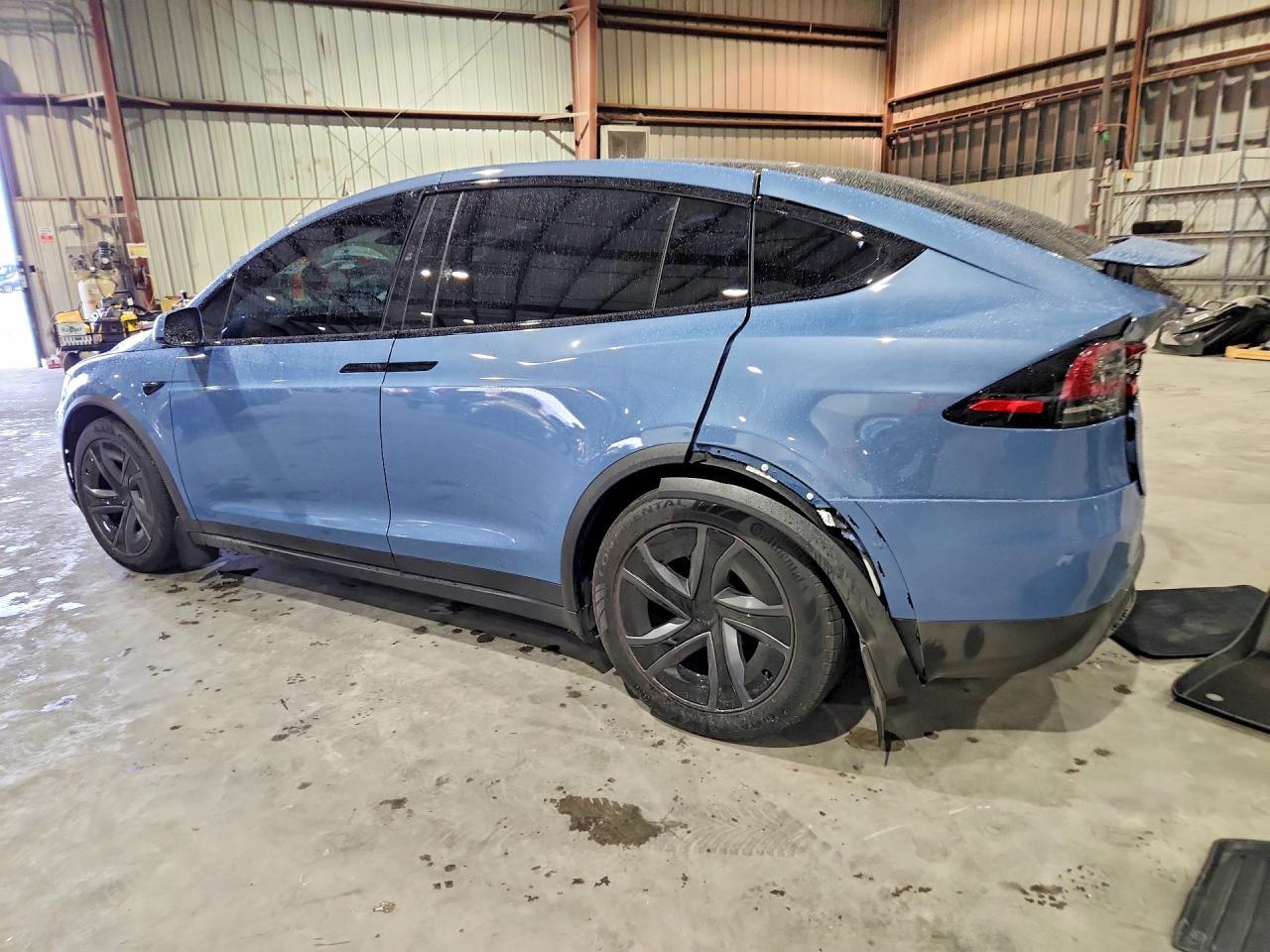 2026 Tesla Model X - Фото 2