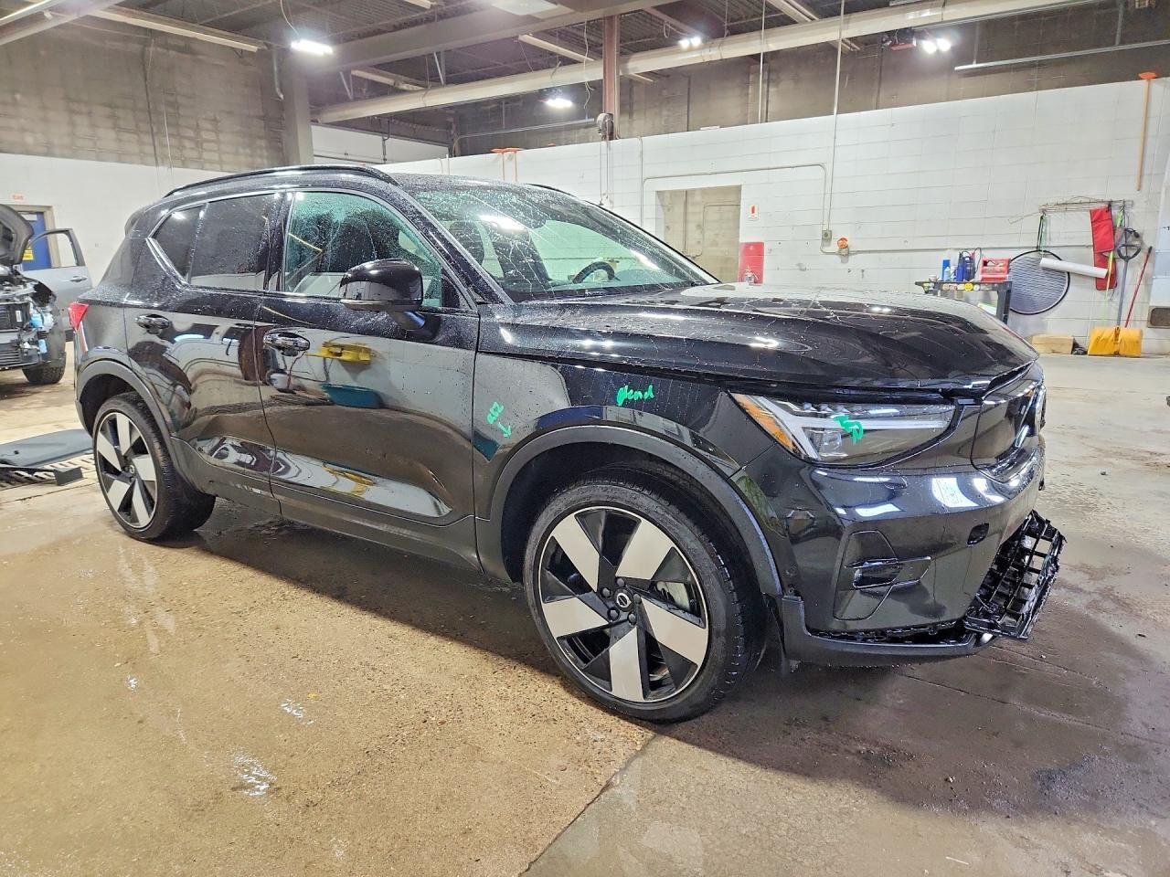 2023 Volvo Xc40 Recharge Ultimate - Image 4