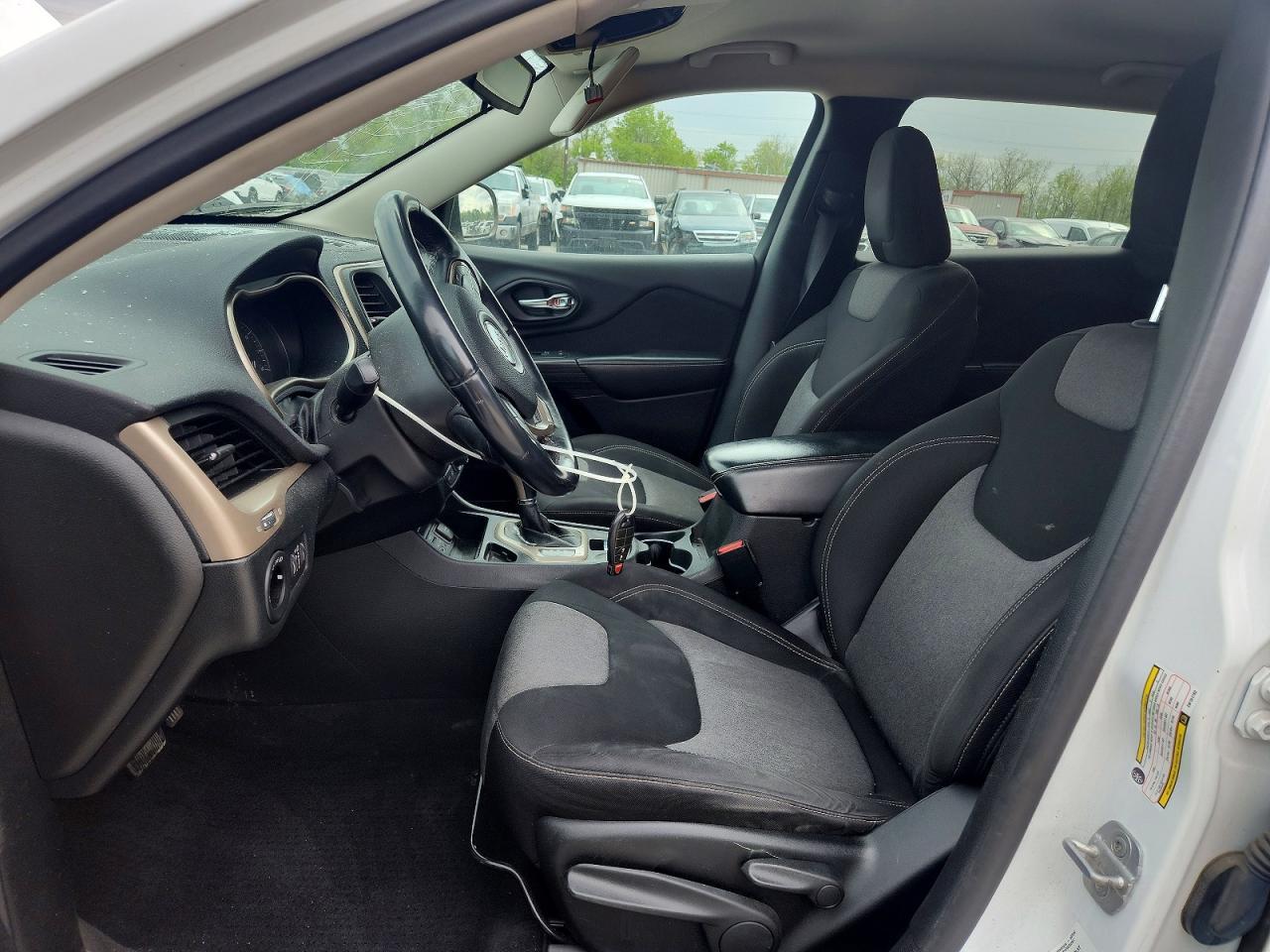 2014 Jeep Cherokee Latitude - Фото 7