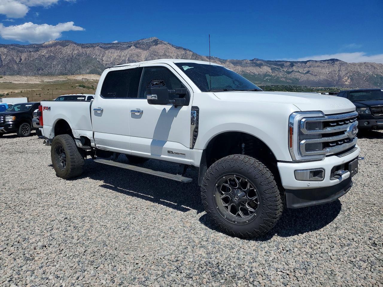 2024 Ford F350 Super Duty - Фото 4
