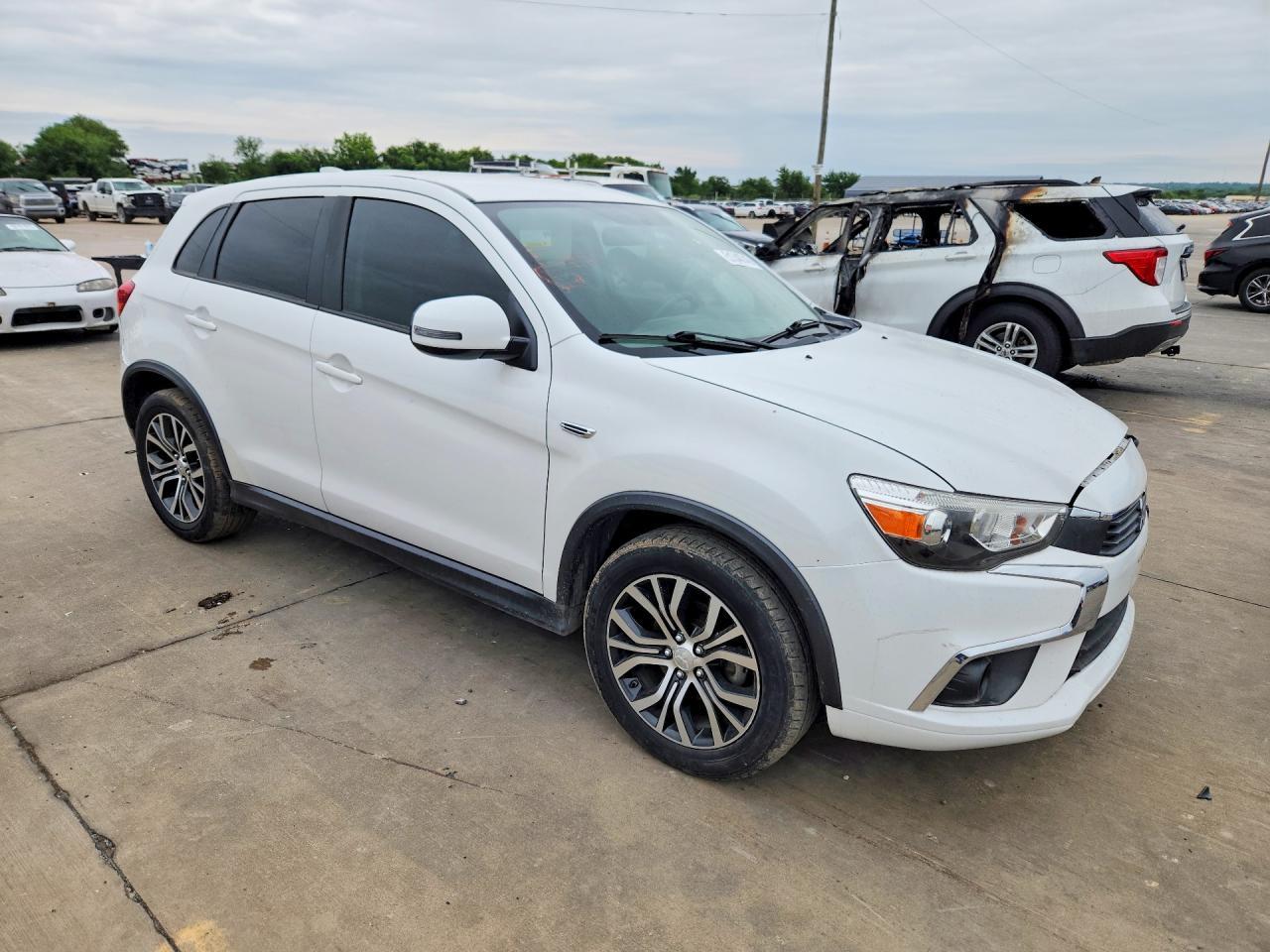 2017 Mitsubishi Outlander Sport Es - Фото 4