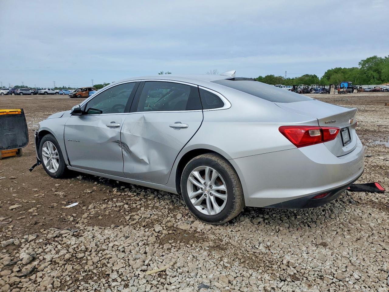 2018 Chevrolet Malibu Lt - Фото 2