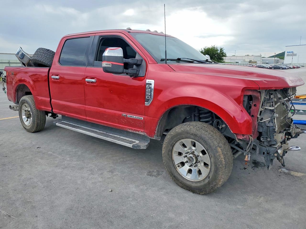 2022 Ford F250 Super Duty - Фото 4