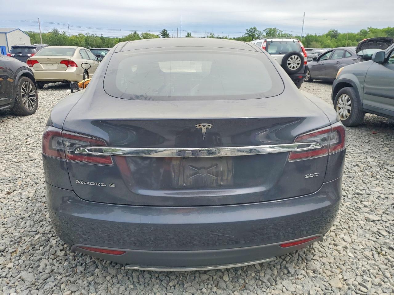 2015 Tesla Model S - Фото 6