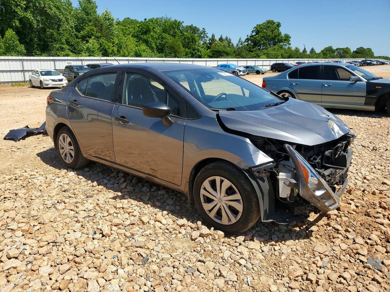 2021 Nissan Versa S - Image 4