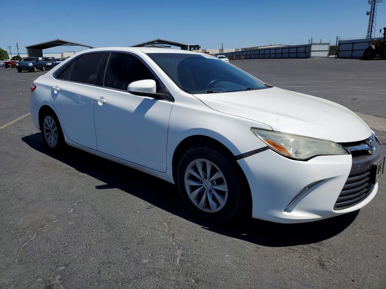 2016 Toyota Camry Le - Image 4