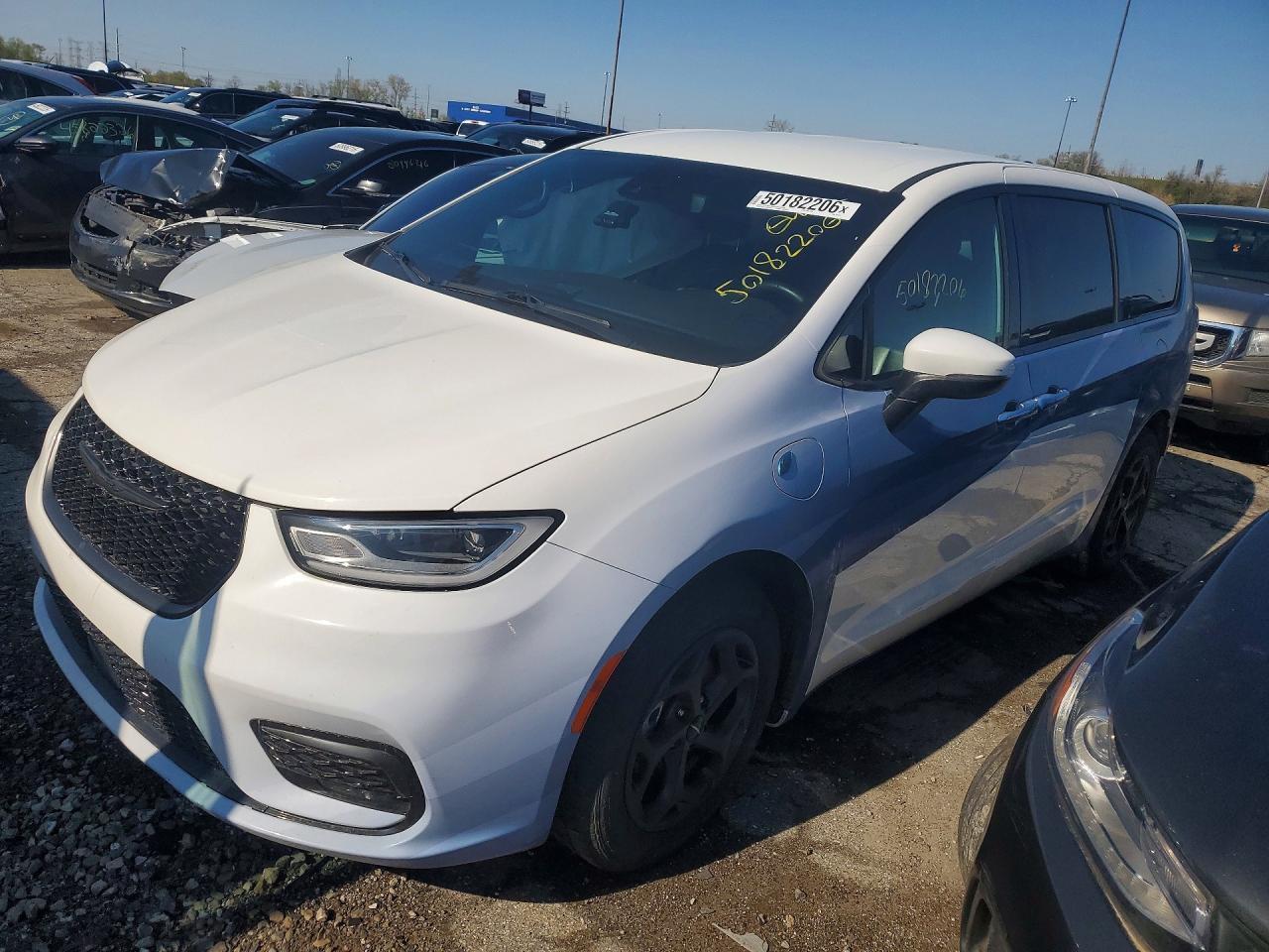 2023 Chrysler Pacifica Hybrid Touring L