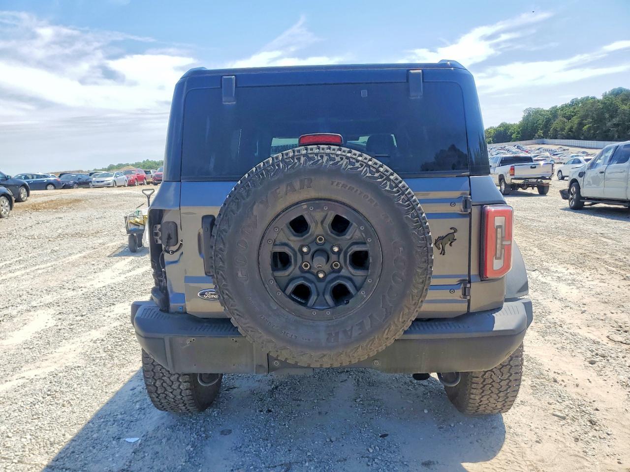 2025 Ford Bronco Badlands - Фото 6