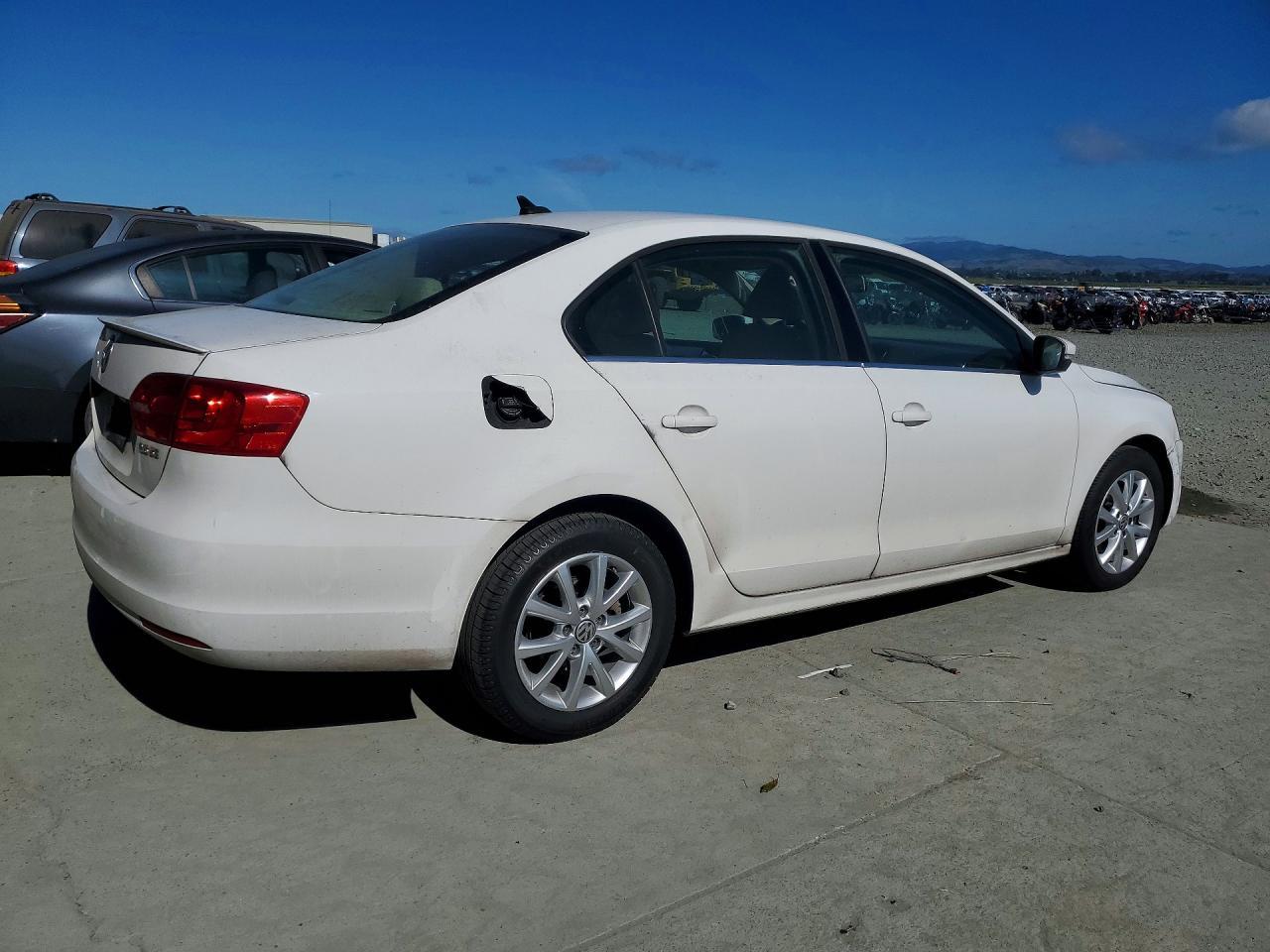 2013 Volkswagen Jetta Se - Фото 3