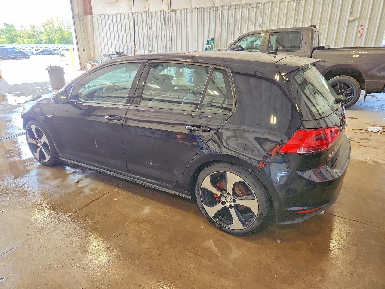 2015 Volkswagen Gti - Image 2
