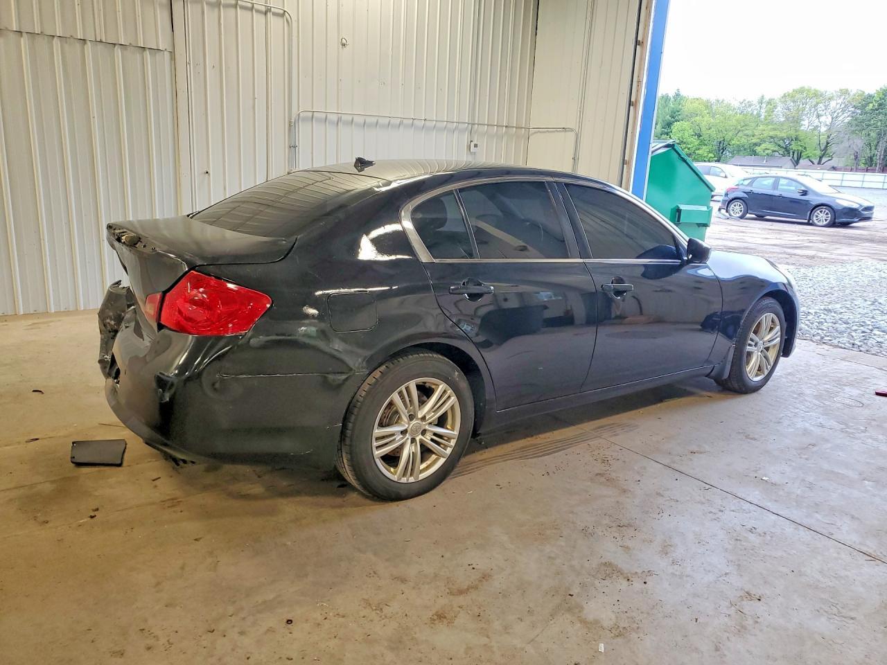 2013 Infiniti G37 Sedan X - Image 3