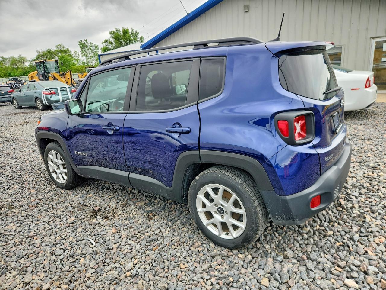 2021 Jeep Renegade Latitude - Фото 2