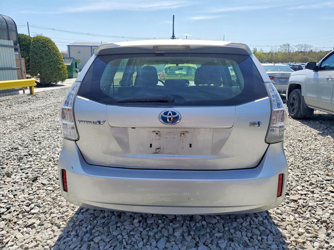 2012 Toyota Prius V Two - Фото 6
