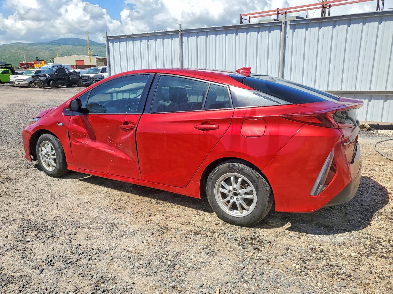 2018 Toyota Prius - Фото 2