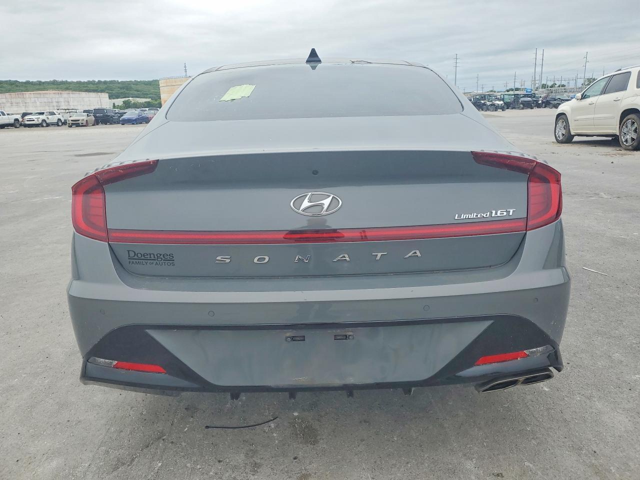 2020 Hyundai Sonata Limited - Image 6